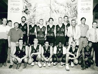 The beginnings: Deutsche Telekom was involved in the founding of Telekom Baskets Bonn in 1995.